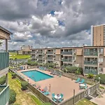 Oceanfront Myrtle Beach Condo About 9 Mi To Boardwalk!