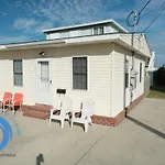 Cg Beach Bungalow 3