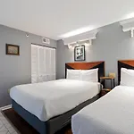Hosteeva Oceanfront Spectacular Condo