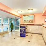 Sunny And Bright Oceanfront Condo In Atlantica Resort Near Boardwalk