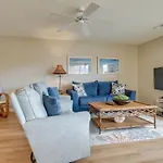 North Myrtle Condo Quick Walk To Beach!