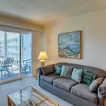 Myrtle Beach Condo With Screened Deck Walk To Beach