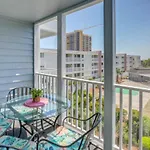 Myrtle Beach Condo With Screened Deck Walk To Beach
