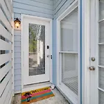Coastal Vacation Rental - 2 Mi To Huntington Beach