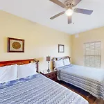 Coconut Grove 405