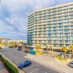 Immaculate Ocean View Double Queen Suite! Beautifully Upgraded!-Grande Cayman Unit 316