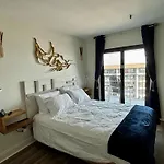 Luxe By The Sea - 5-Star Beachfront Escape