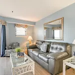 Myrtle Beach Resort Condo With Pool - Walk To Beach!