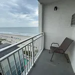 Ocean View Double Queen Suite! Perfect For 4 Guests! Sea Mist 51112
