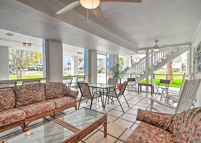 Ground Floor Unit 10 Miles To Myrtle Beach