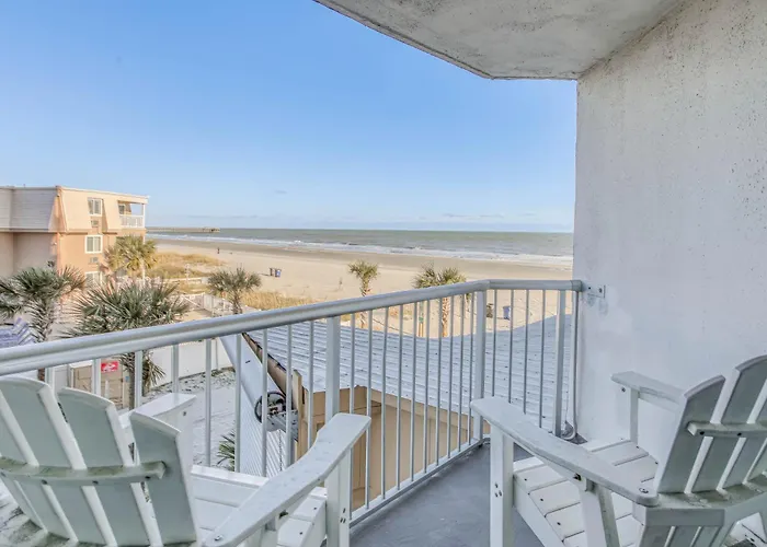 Oceanfront Myrtle Beach Studio With Pool Access!