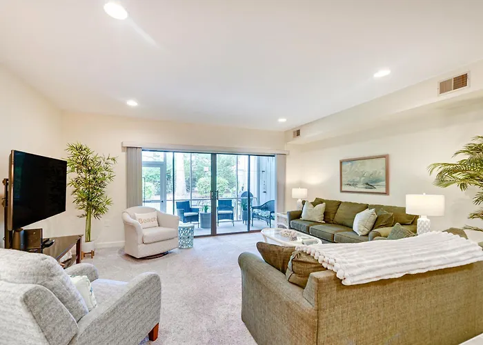 North Myrtle Beach Townhome With Pool Access