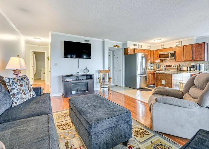 Screened Balcony And Perks North Myrtle Beach Condo