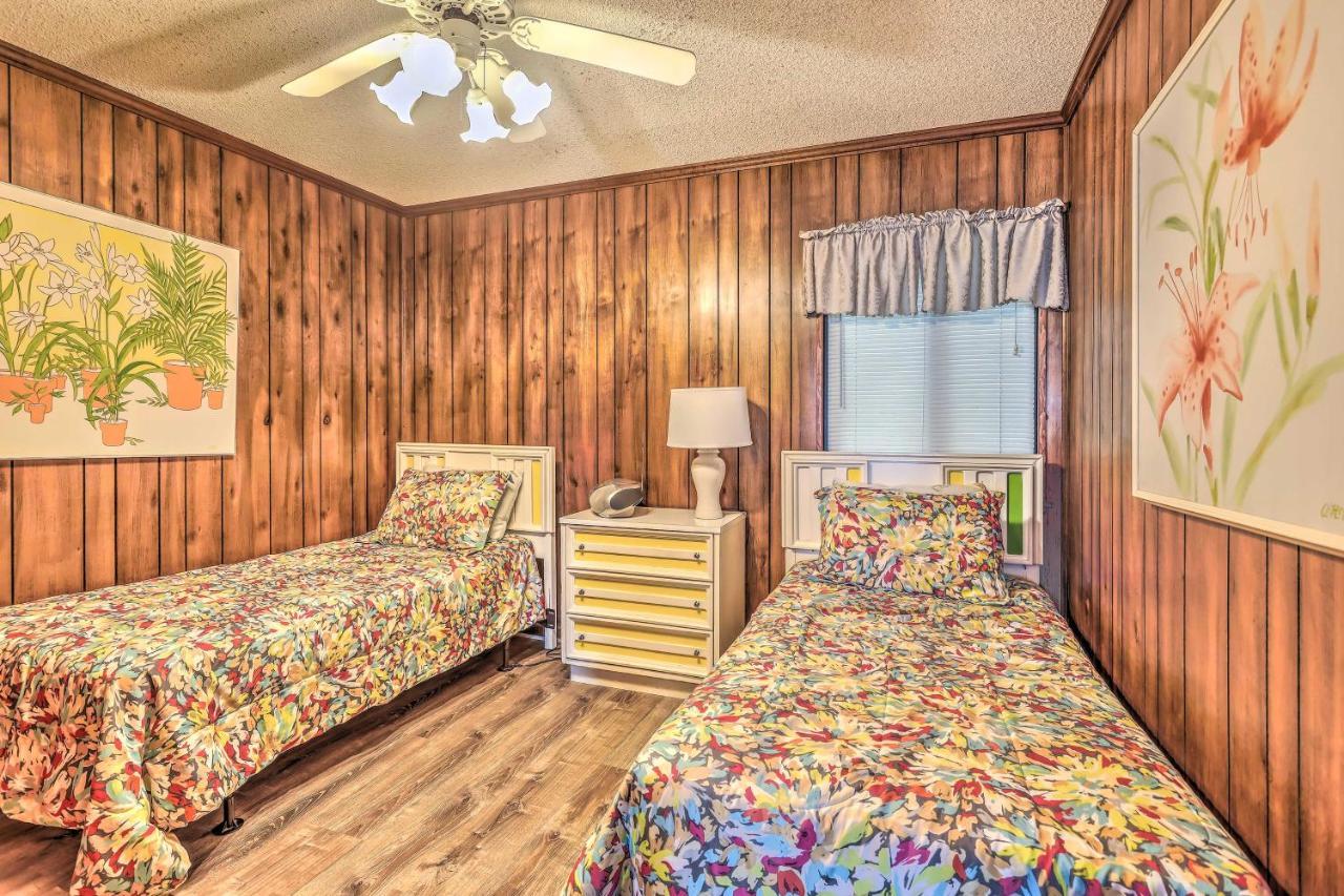 Oceanfront Myrtle About 9 Mi To Boardwalk! Apartment Myrtle Beach