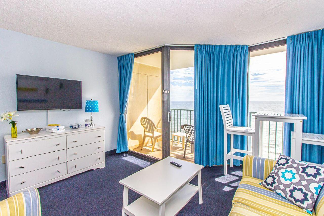 Oceanfront 1 Bedroom - Dunes 1129 - Sleeps 6! * Myrtle Beach