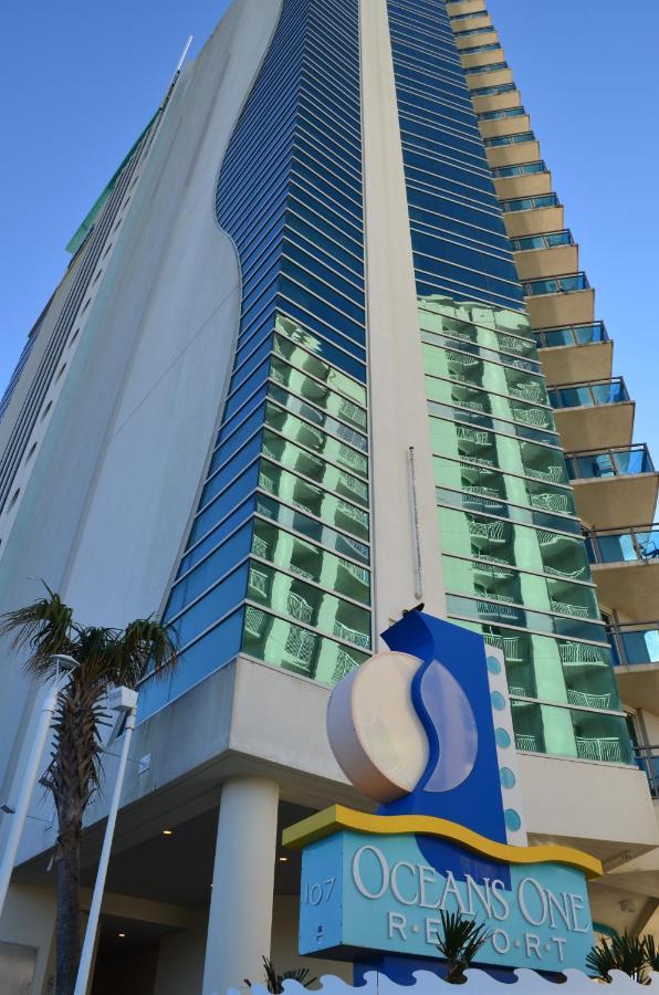 Spectacular Ocean Front Real 1 Bedroom Condo, 2 Ba