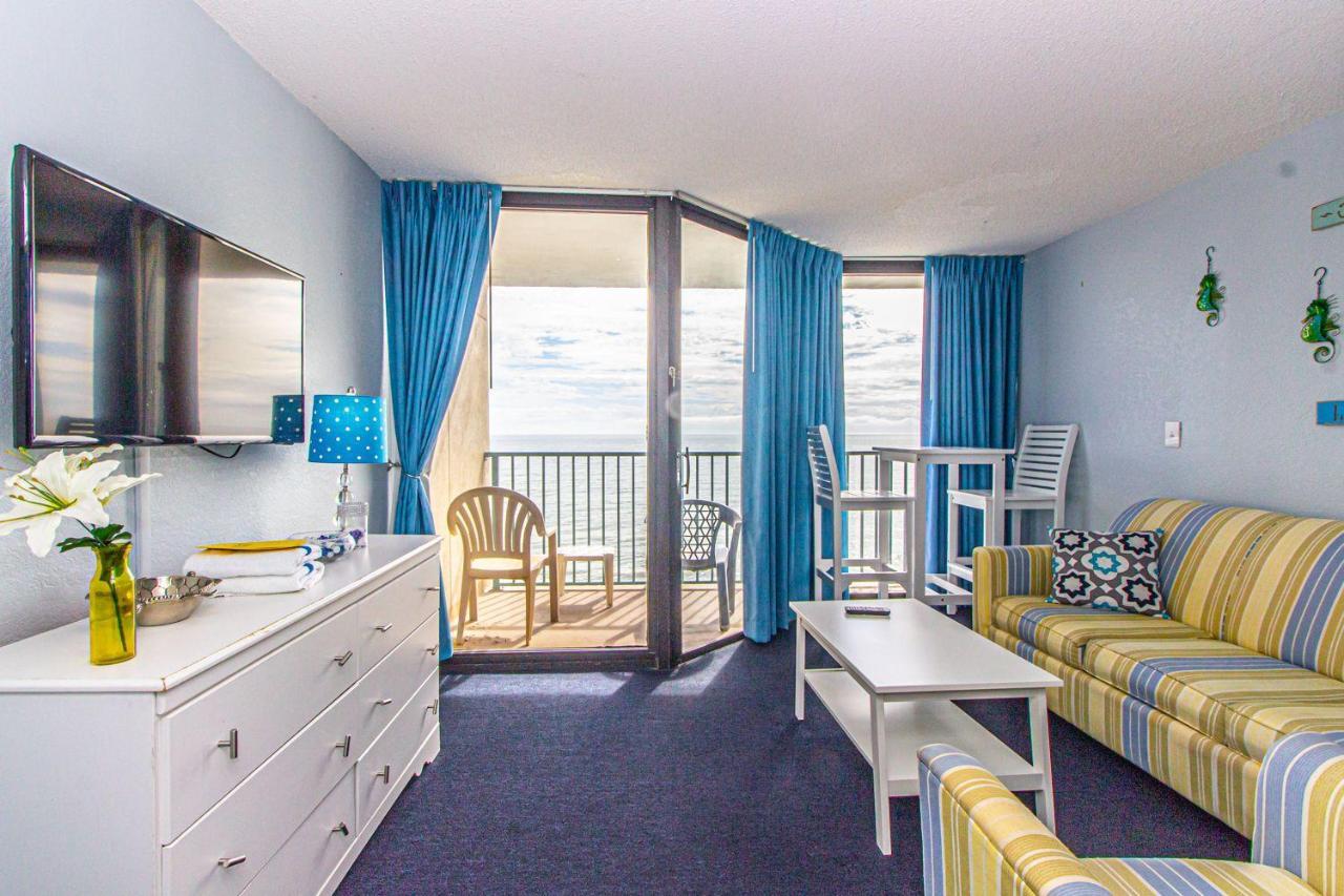 Oceanfront 1 Bedroom - Dunes 1129 - Sleeps 6! * Myrtle Beach