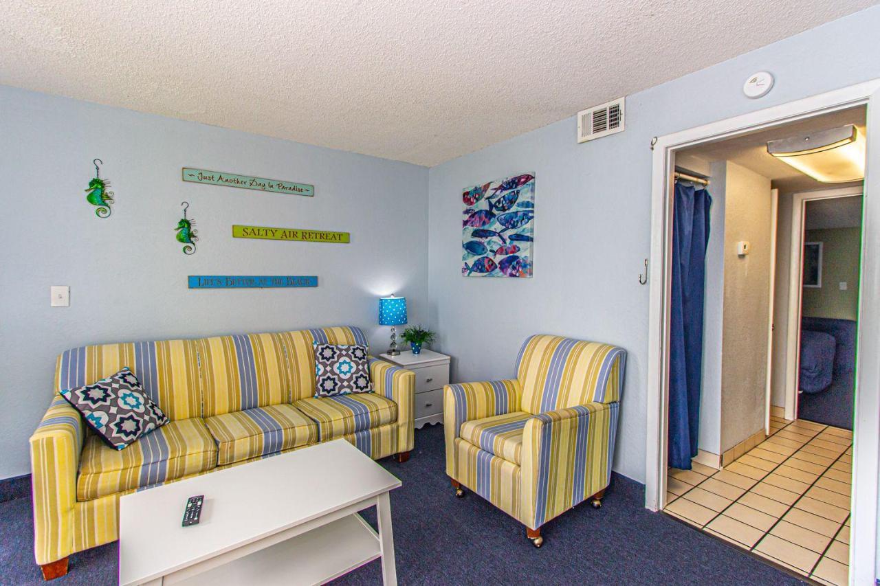 Apartment Oceanfront 1 Bedroom - Dunes 1129 - Sleeps 6! Myrtle Beach