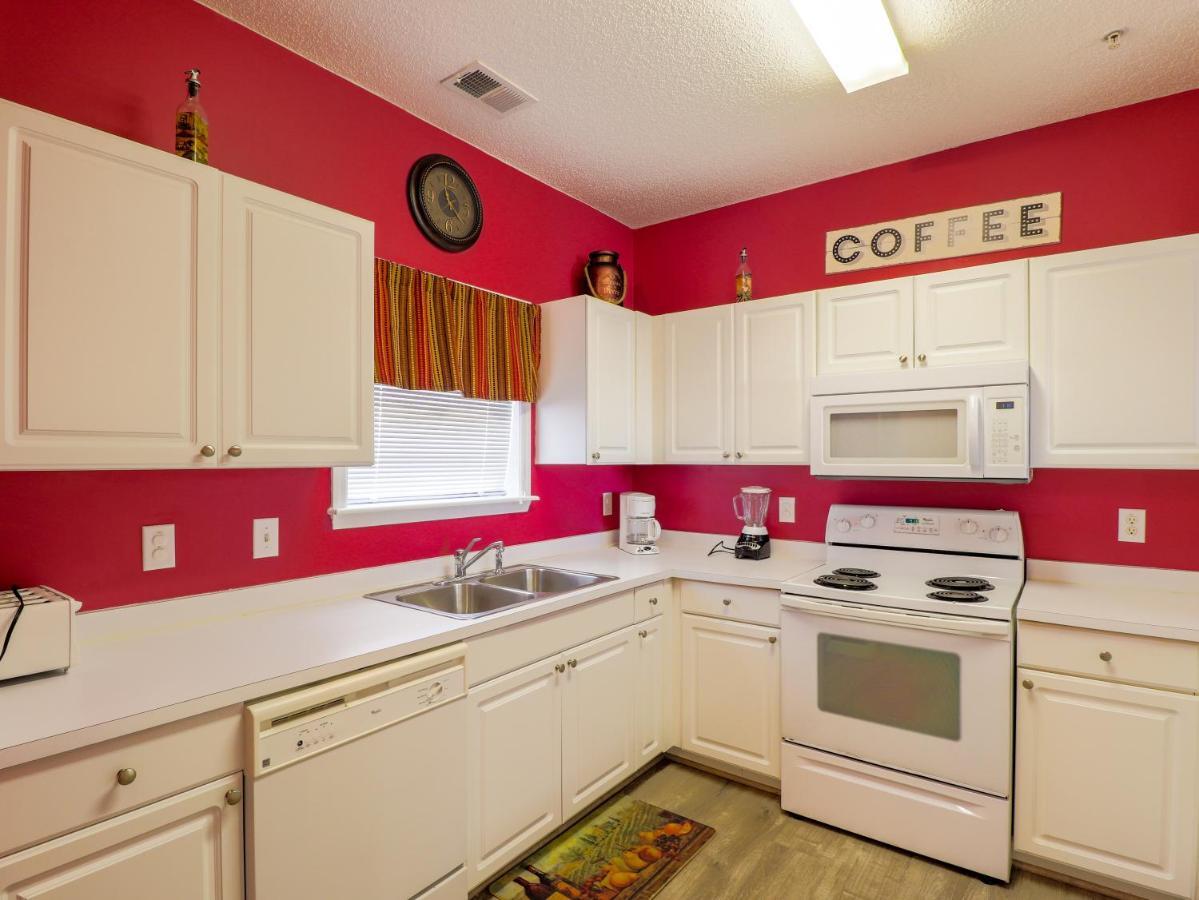 Apartment Ironwood #833 *