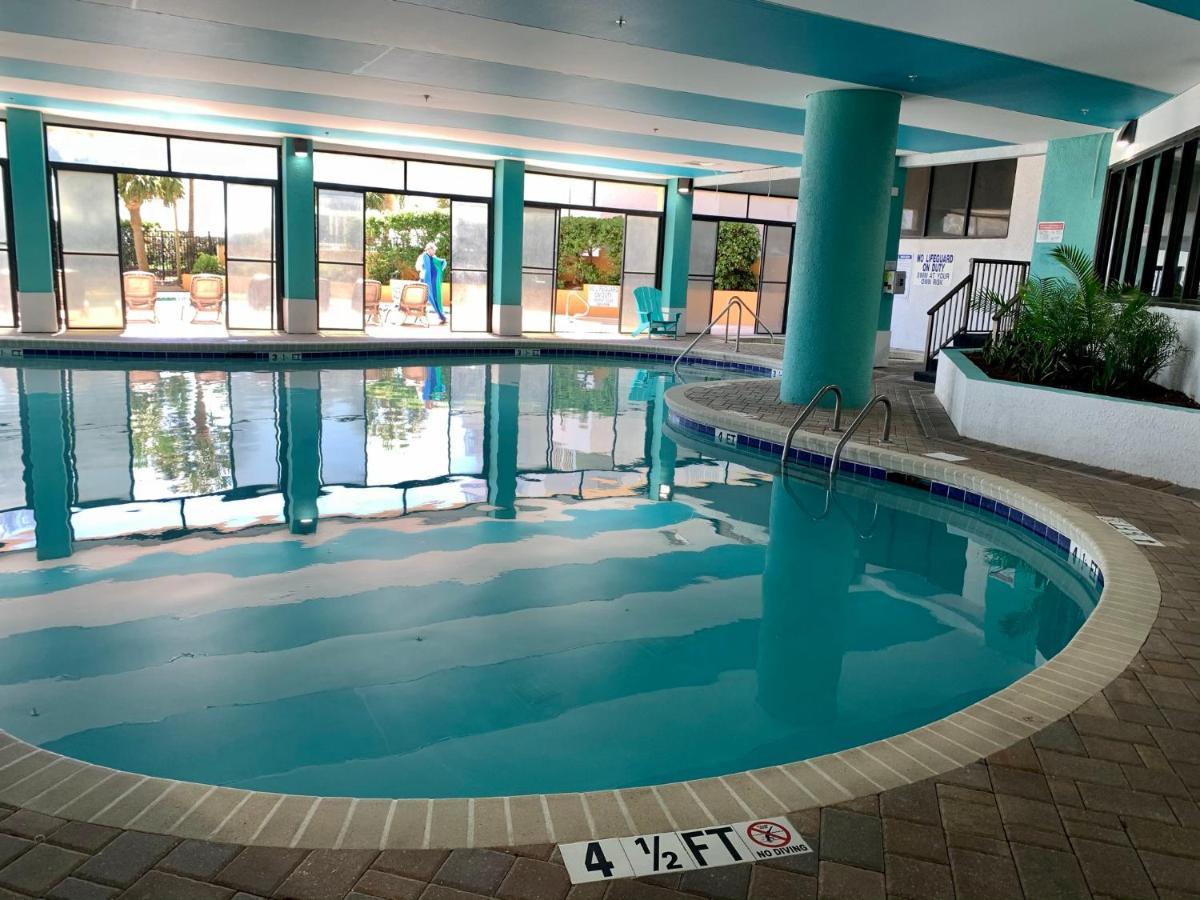 210 Sea Gem Oceanfront Pet Friendly Oceanfront Apartment