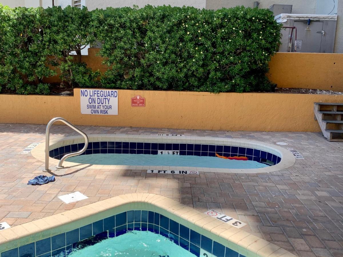 426 Belle Vue Magnificent Oceanfront With Two Balconies