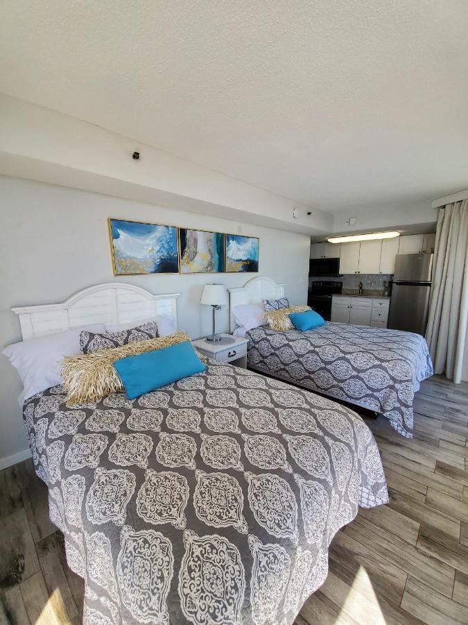 426 Belle Vue Magnificent Oceanfront With Two Balconies Apartment *