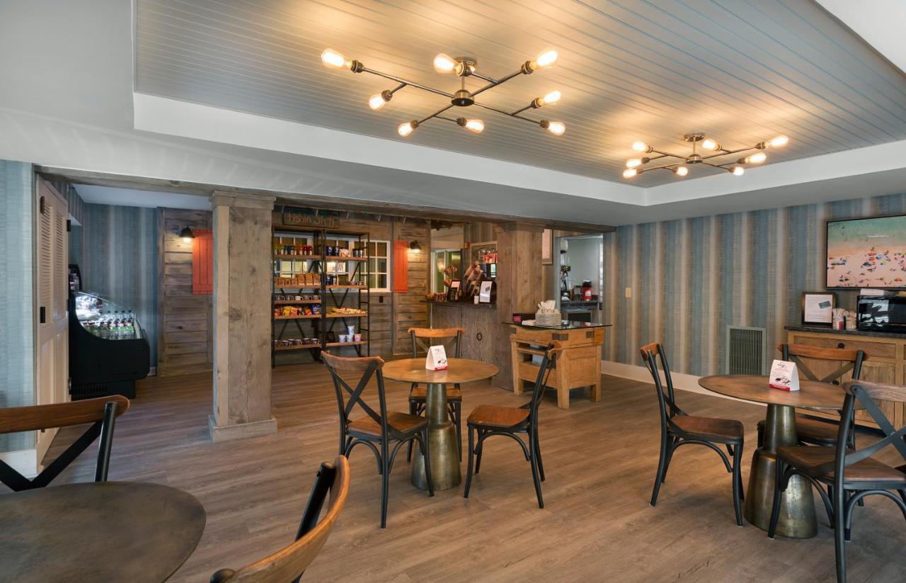 Pavilion On The Boardwalk Resort