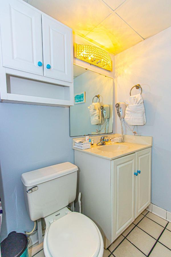 Oceanfront 1 Bedroom - Dunes 1129 - Sleeps 6! Apartment *