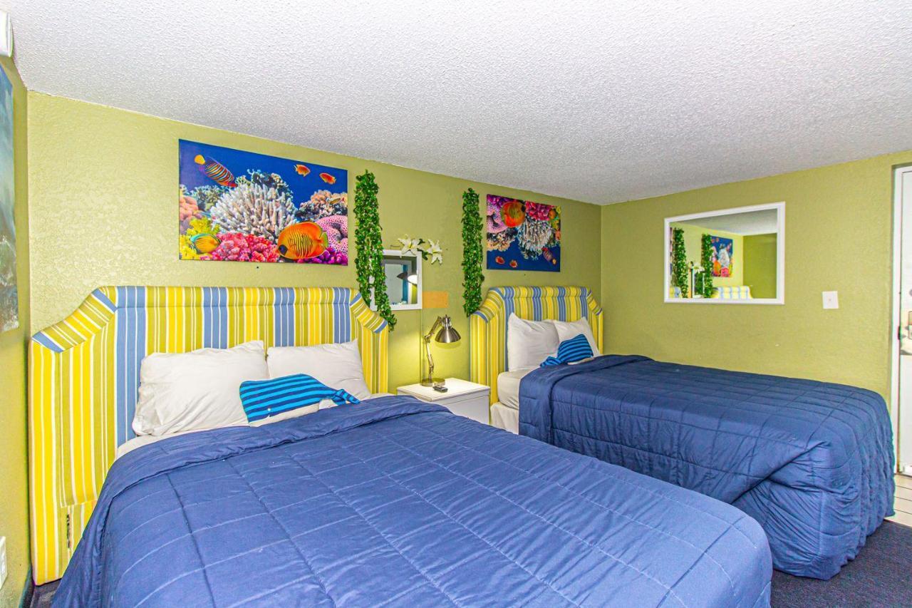 Apartment Oceanfront 1 Bedroom - Dunes 1129 - Sleeps 6! Myrtle Beach