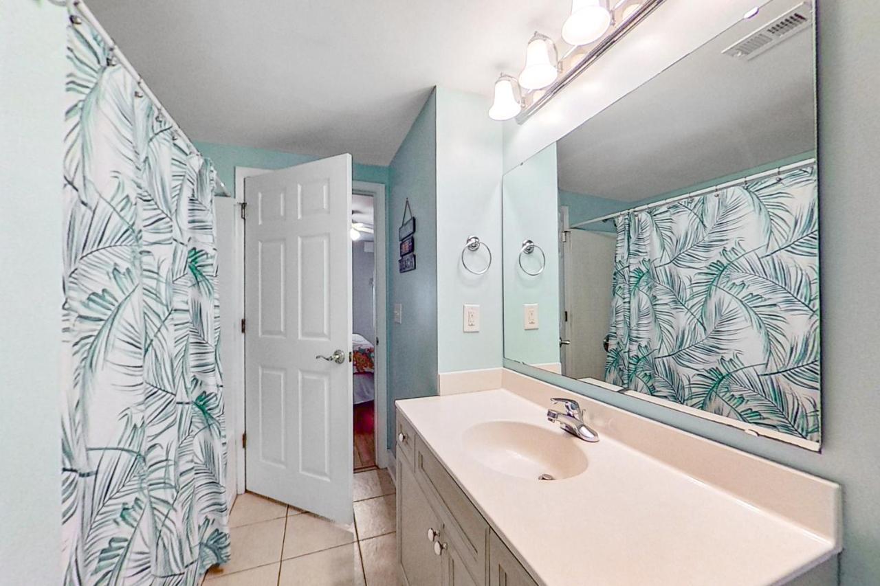 Coconut Grove 203 Apartment Myrtle Beach