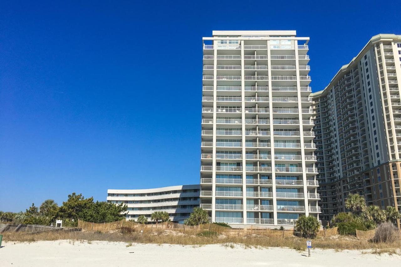 North Hampton Oceanfront Apartment