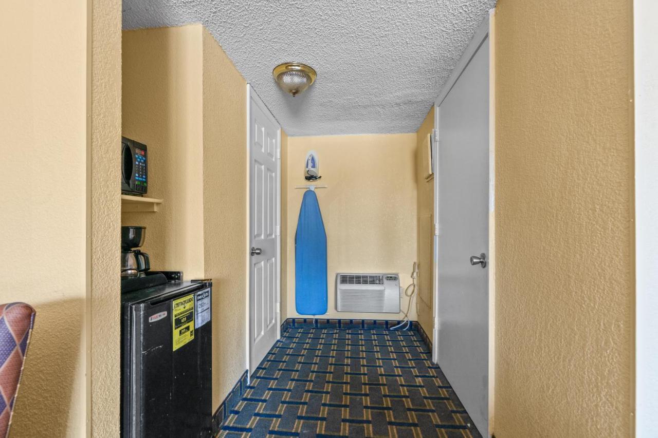 Days By Wyndham Myrtle Beach-grand Hotel 2*