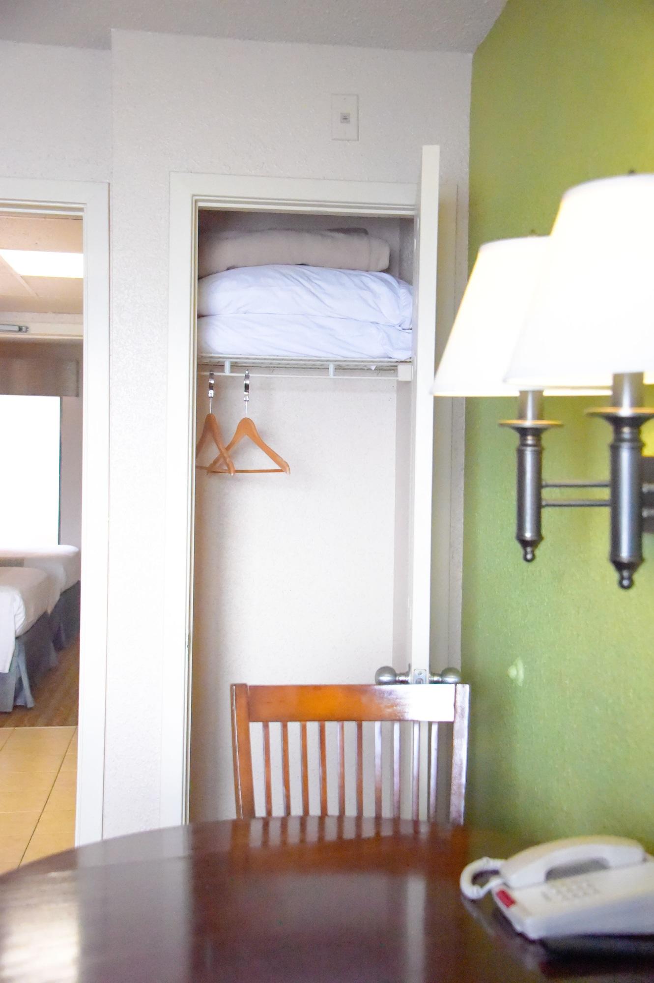 Hotel Sandcastle Oceanfront At The Pavilion 3*