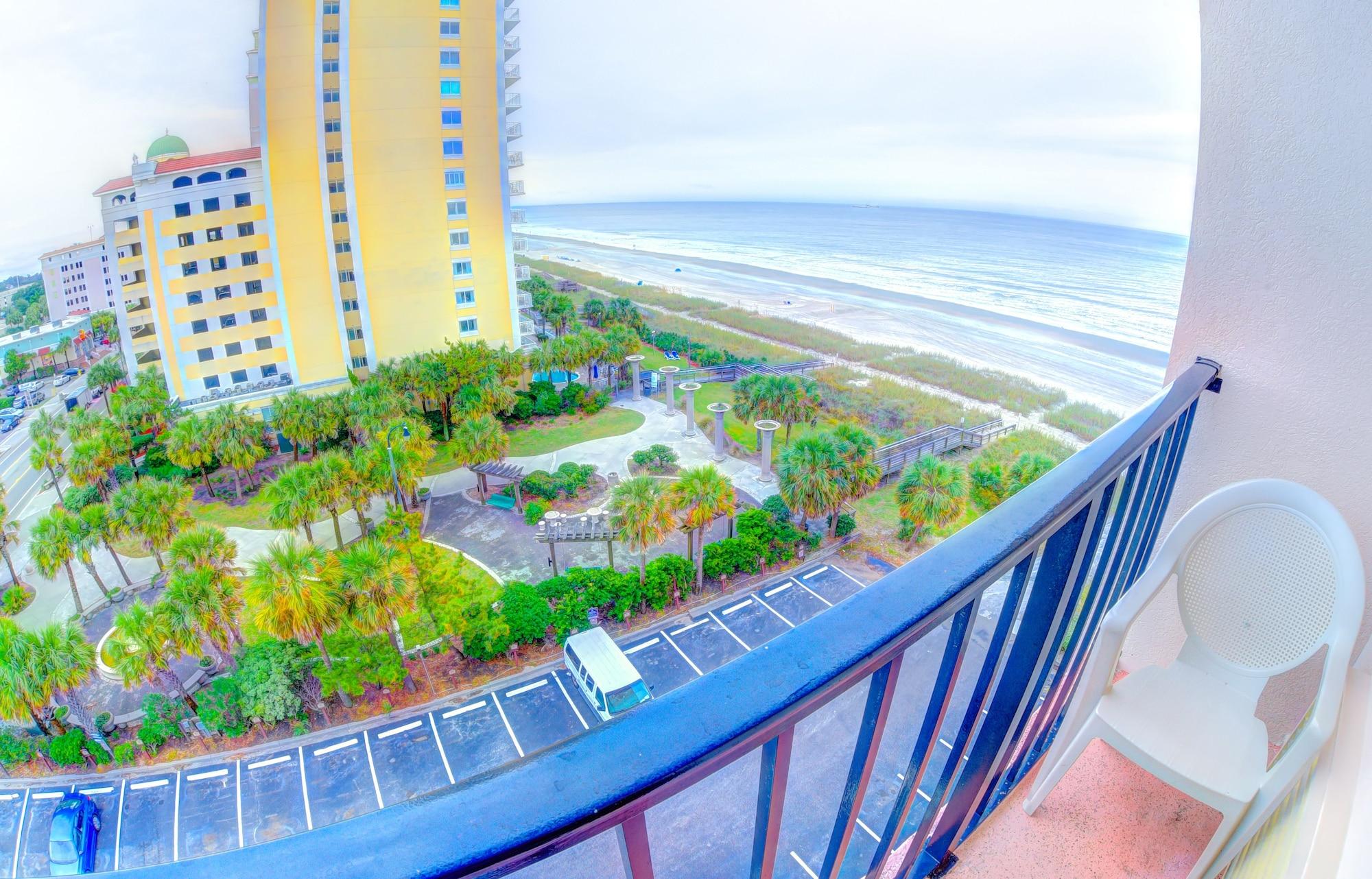 Hotel Sandcastle Oceanfront At The Pavilion 3*