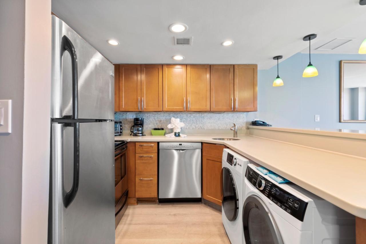 Apartment Oceanfront Penthouse, Two-story, 3 Bedrooms *