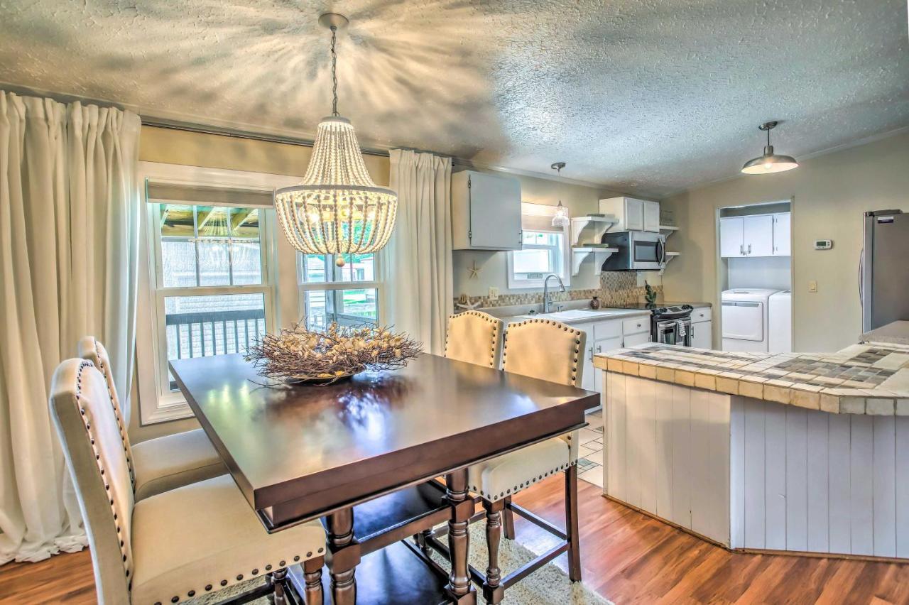 Holiday home Murrells Inlet With 2 Screened-in Porches! *