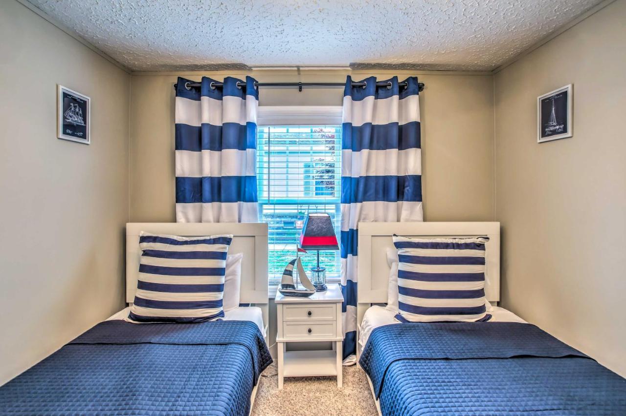 Holiday home Murrells Inlet With 2 Screened-in Porches! Myrtle Beach