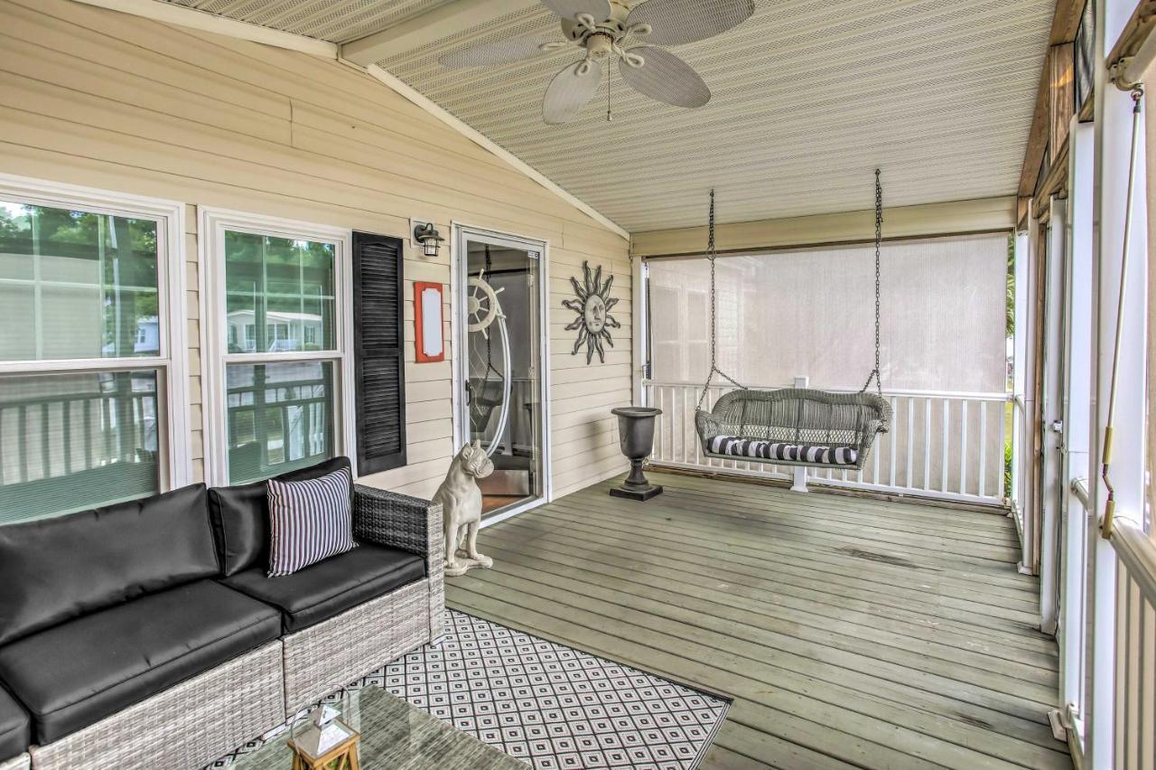 Holiday home Murrells Inlet With 2 Screened-in Porches! Myrtle Beach
