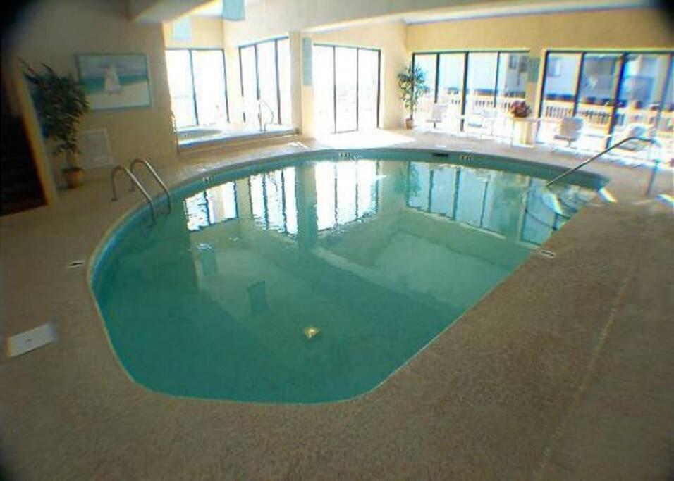 *wonderful Amenities*queen Beds * Pools & More*c50 * Myrtle Beach