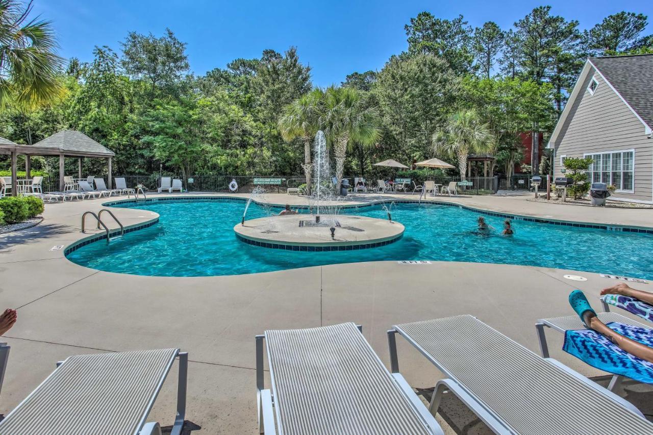 Apartment Sun-lit In Myrtle With Pool!