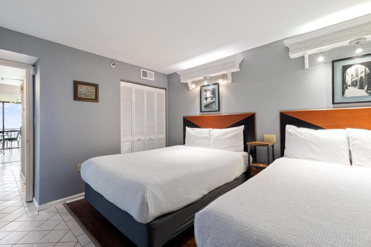Hosteeva Oceanfront Spectacular Apartment *