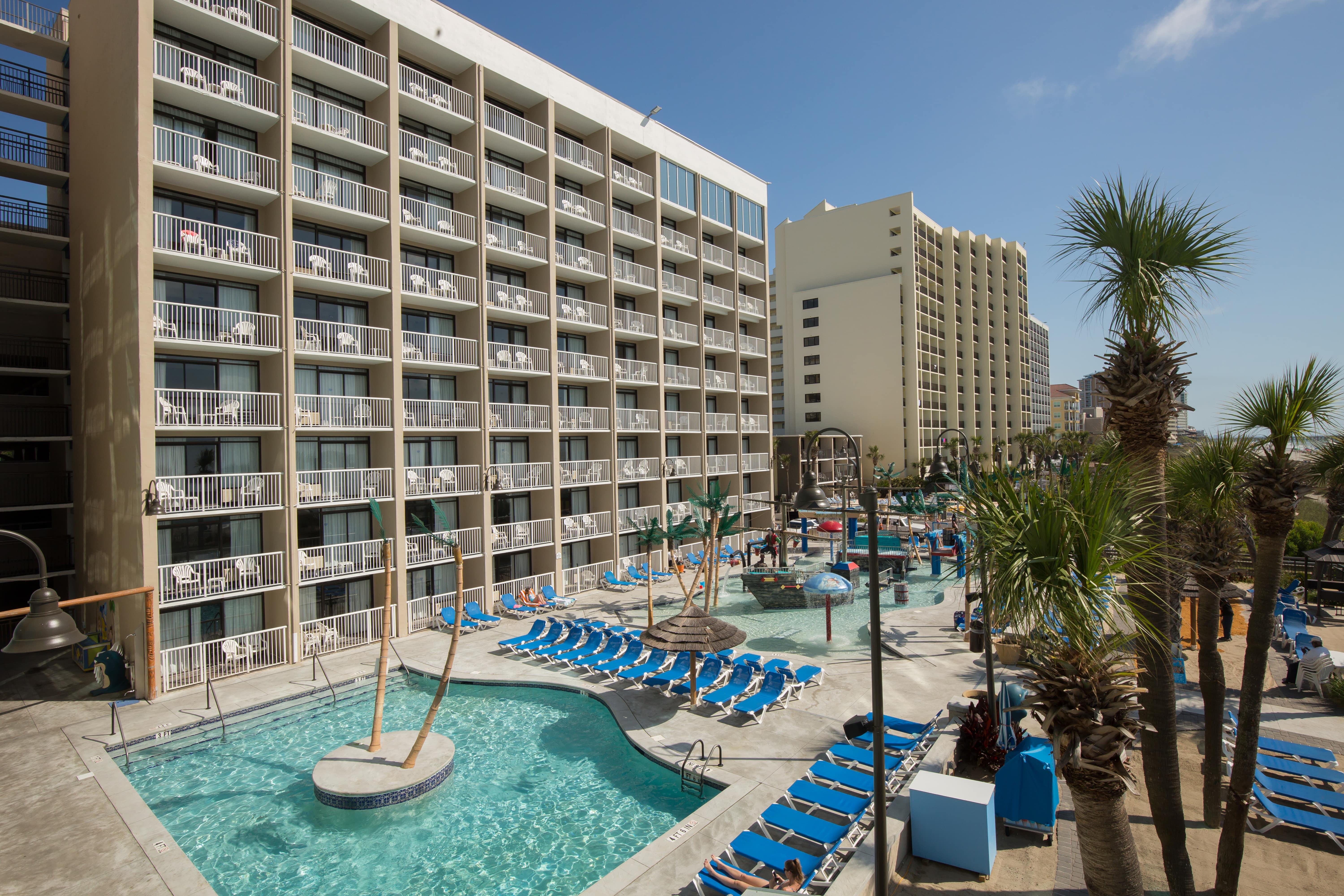 Captain's Quarters Hotel