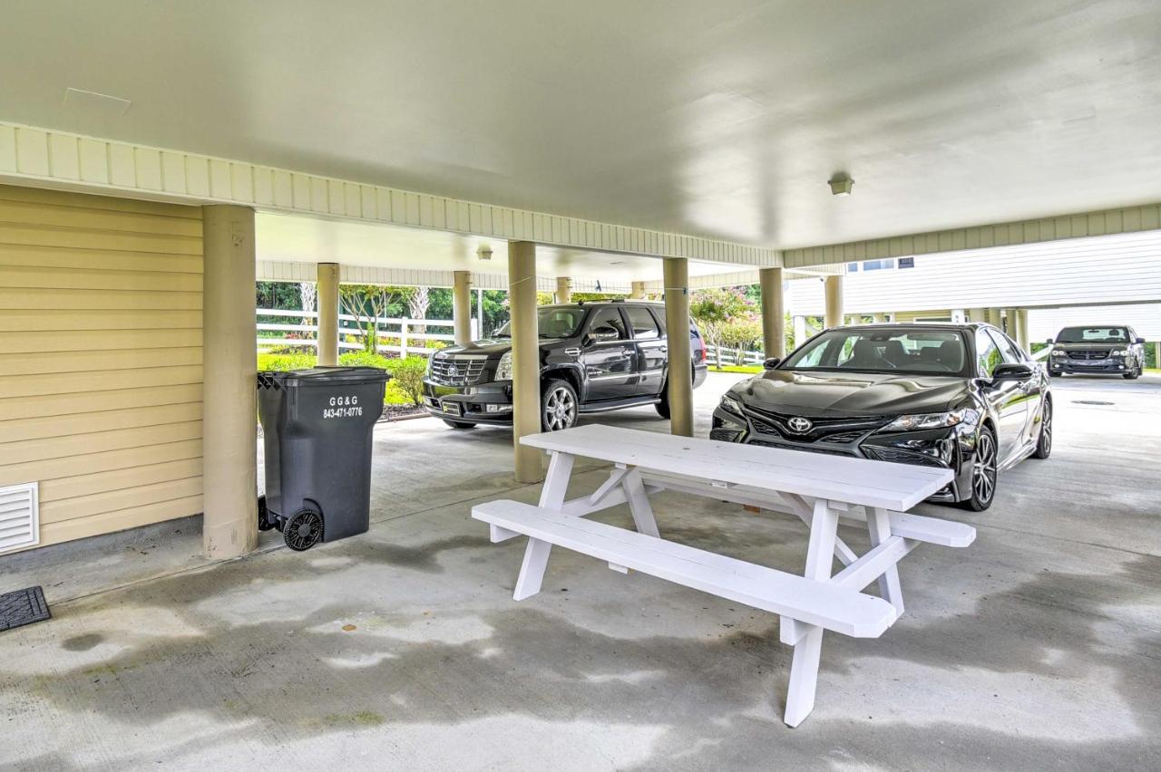 Updated Myrtle With Shared Pool! Holiday home *