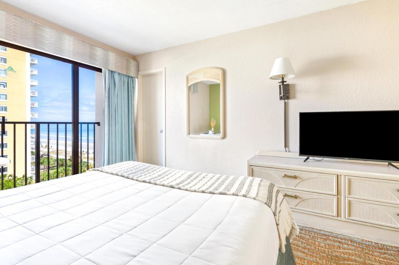 Sandcastle Oceanfront At The Pavilion Hotel 3*