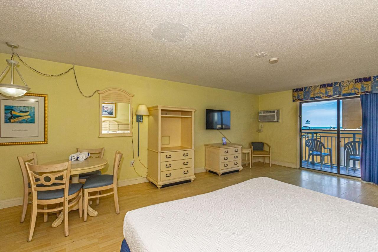Holiday home Oversized Ocean View Perfect For 2-4 Guests Sea Mist 50713 Myrtle Beach