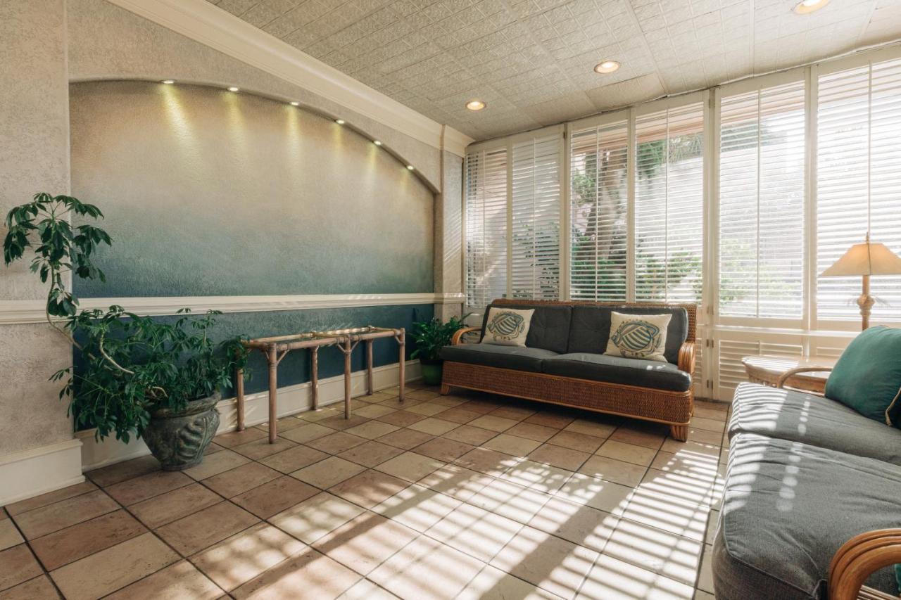 Sandcastle Oceanfront At The Pavilion 3*