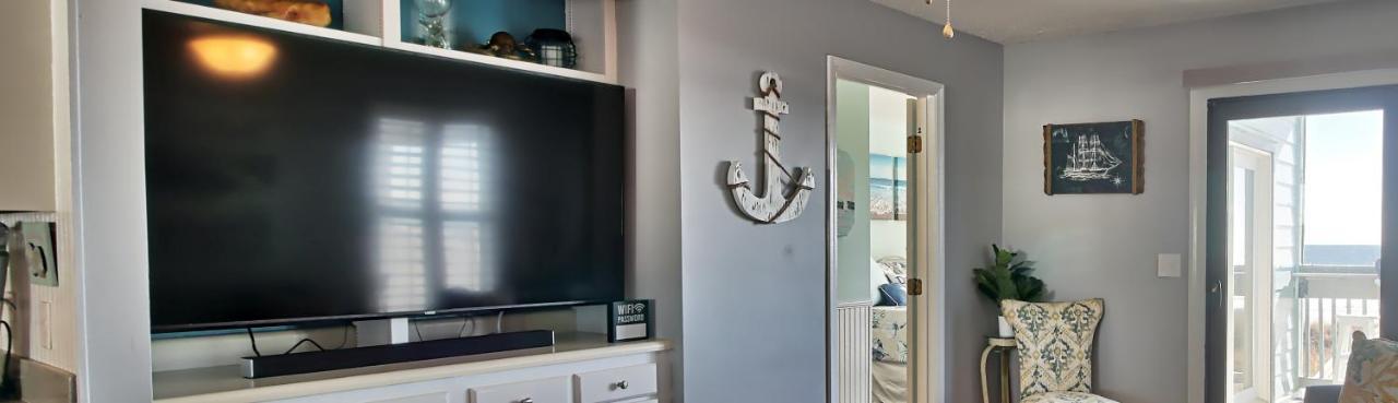 Apartment Direct Ocean Front 3br/2ba Dog Friendly **oceanfront**
