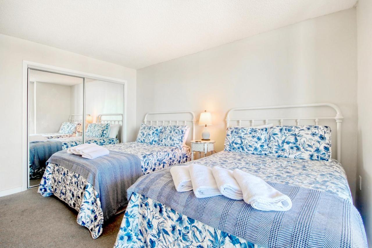 Apartment North Hampton Oceanfront