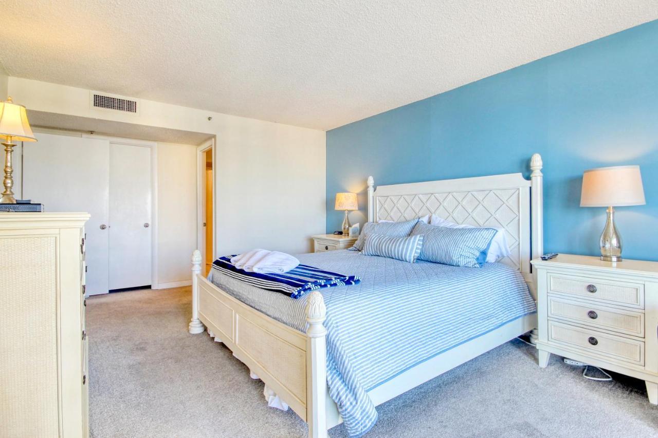 Apartment North Hampton Oceanfront *