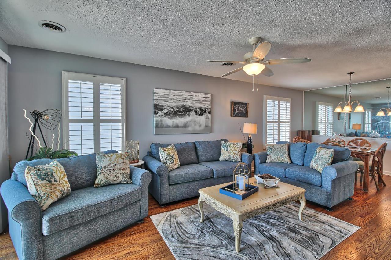 Direct Ocean Front 3br/2ba Dog Friendly **oceanfront** Apartment Myrtle Beach